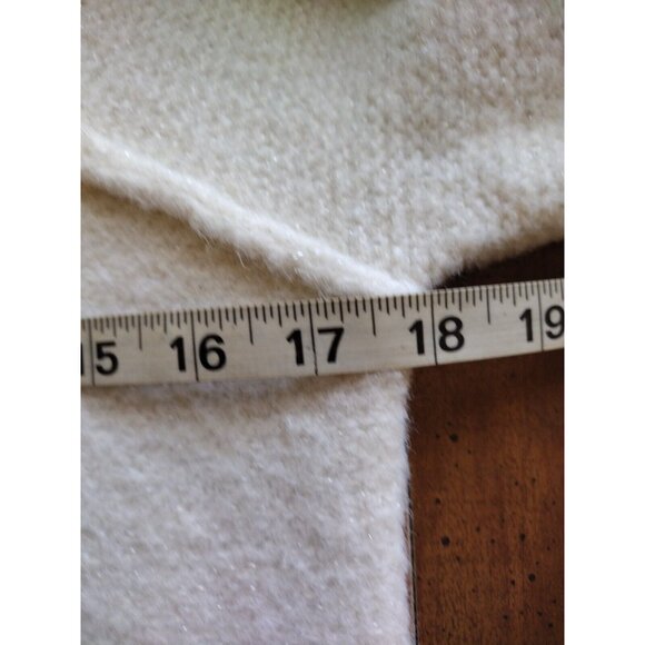 Universal Thread Sweater XS Long Sleeve Turtle Neck Oversized Cream - Picture 5 of 14